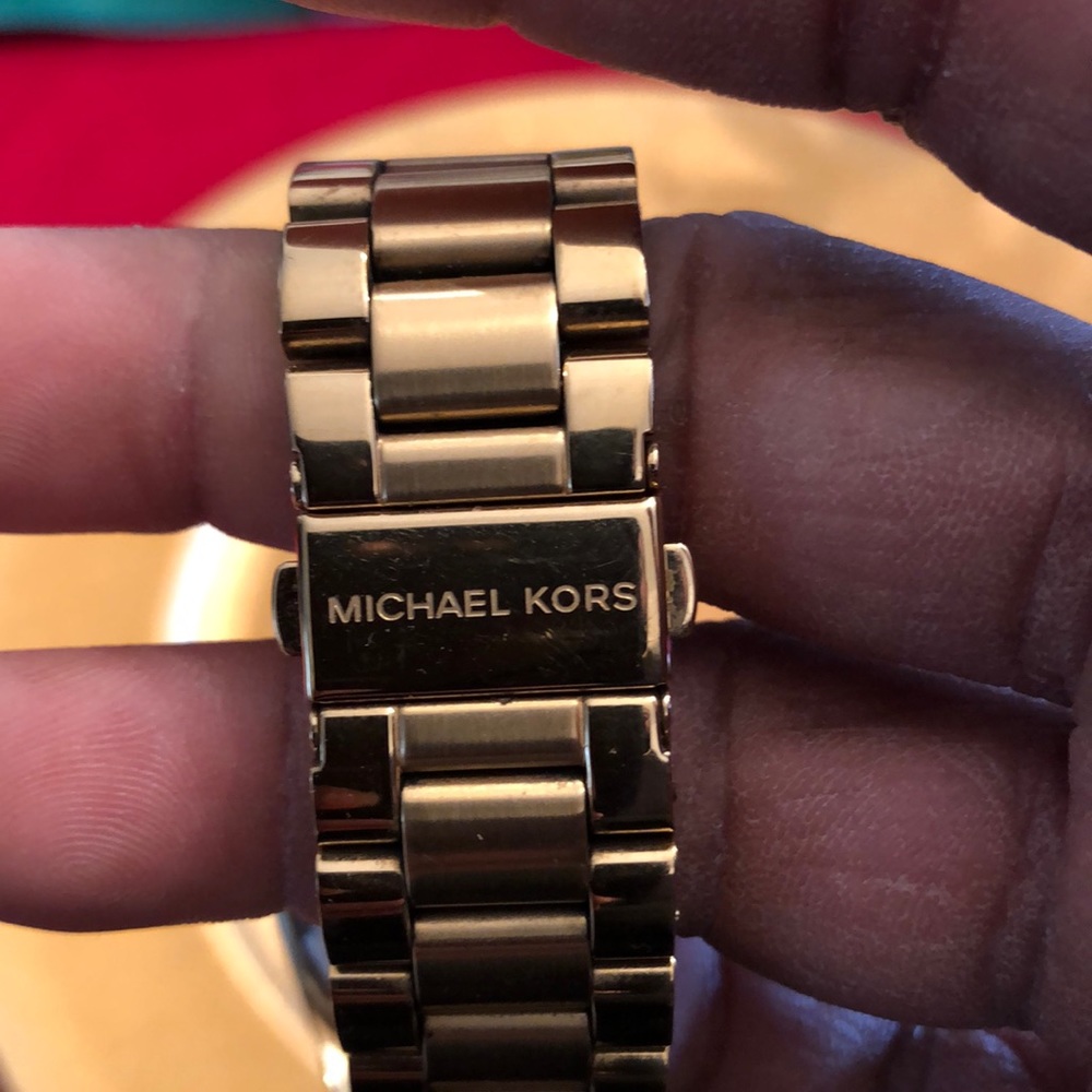 Gold plated Michael kors watch - Picture 4 of 8
